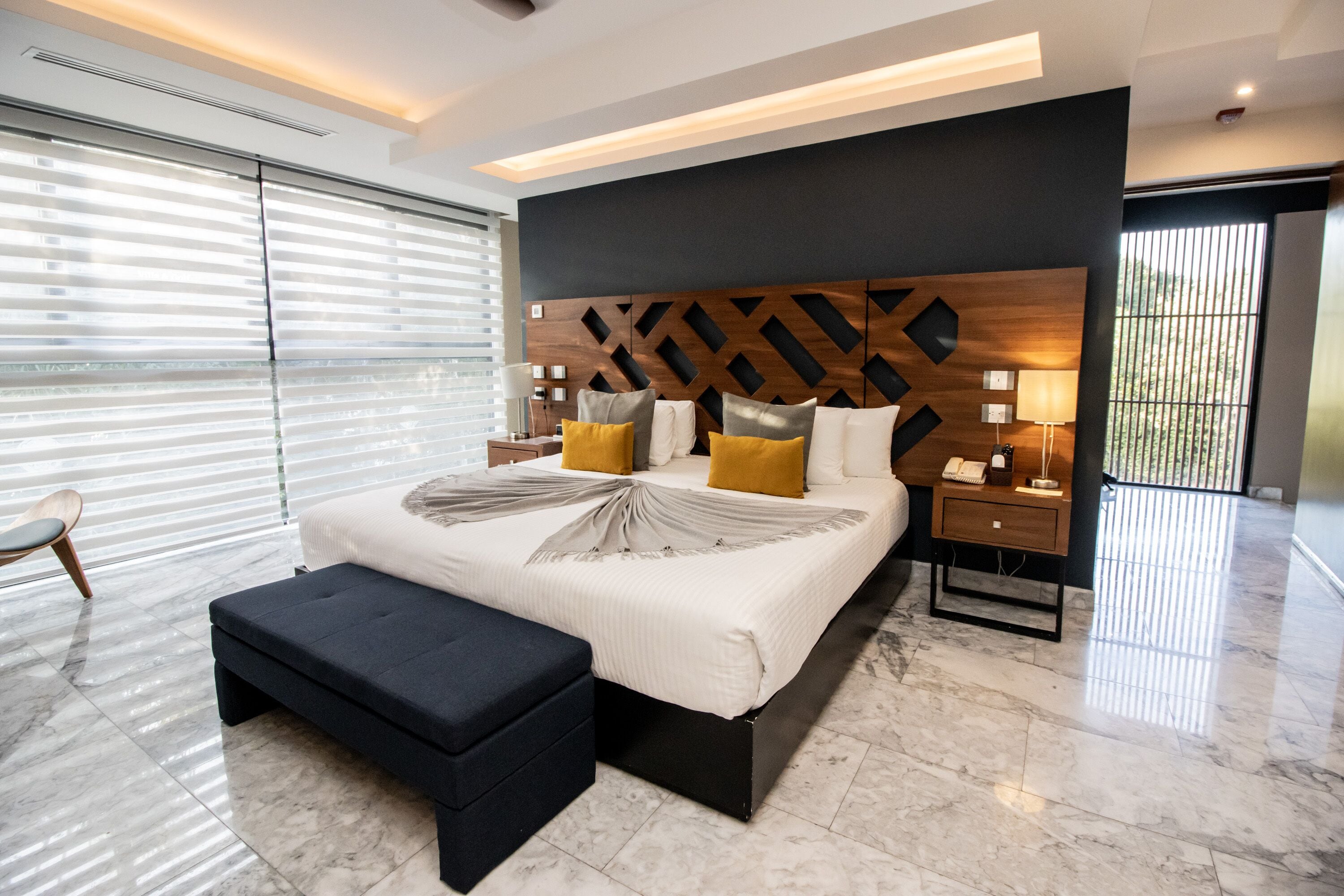 7 bedrooms, desk, free WiFi, bed sheets