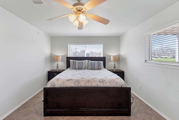 3 bedrooms, WiFi, bed sheets