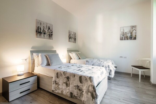 2 Schlafzimmer, Bügeleisen/Bügelbrett, WLAN, Bettwäsche