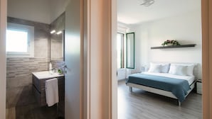 2 chambres, fer et planche à repasser, Wi-Fi, literie fournie