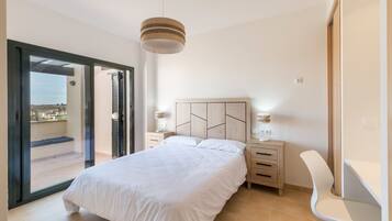 2 soveværelser, strygejern/strygebræt, gratis Wi-Fi, sengetøj