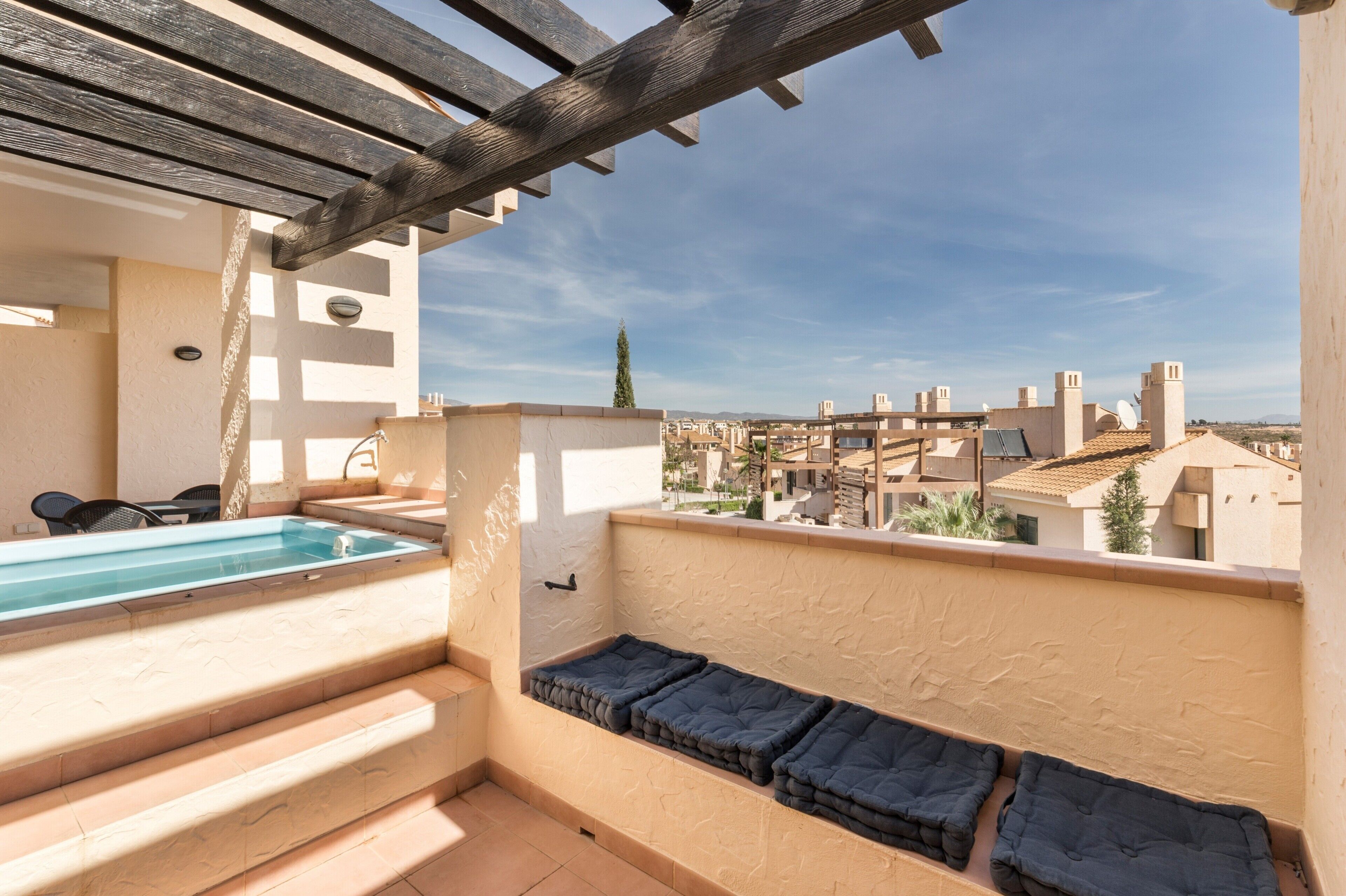 Bain à remous extérieur