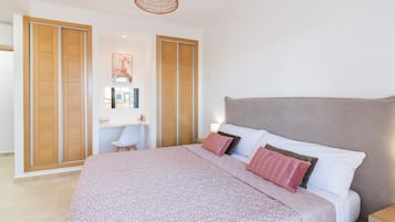 2 habitaciones, tabla de planchar con plancha y wifi gratis