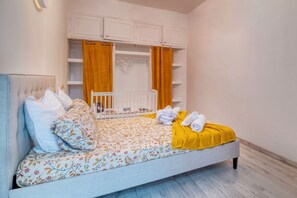 2 bedrooms, free WiFi, bed sheets