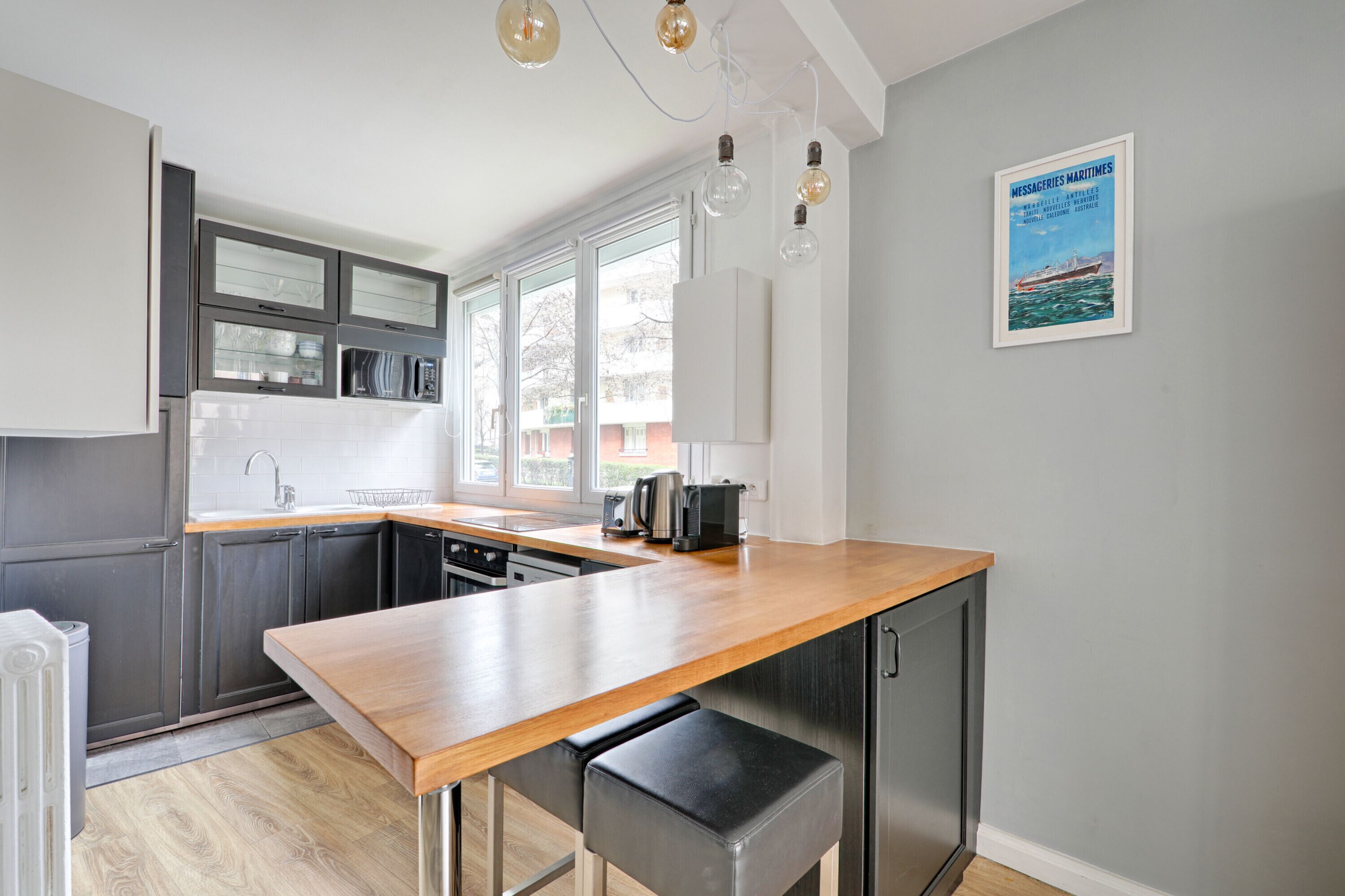 Kühlschrank, Mikrowelle, Ofen, Geschirrspüler