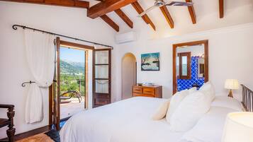 3 Schlafzimmer, BĂŒgeleisen/BĂŒgelbrett, kostenloses WLAN, BettwĂ€sche