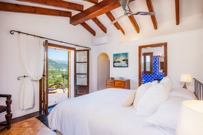 3 habitaciones, tabla de planchar con plancha y wifi gratis 