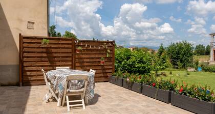 Apartment 'La Casa Di Ettore' with Mountain View, Private Terrace and Air Conditioning