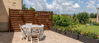 Apartment 'La Casa Di Ettore' with Mountain View, Private Terrace and Air Conditioning