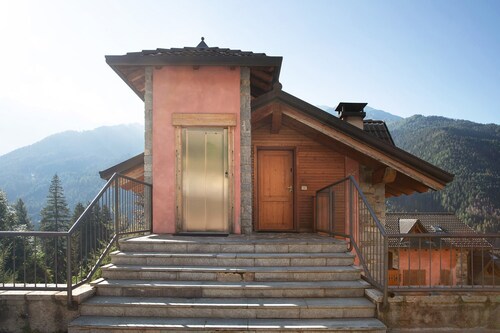 Holiday Home 'Il Piccolo Sogno' with Mountain View and Wi-Fi
