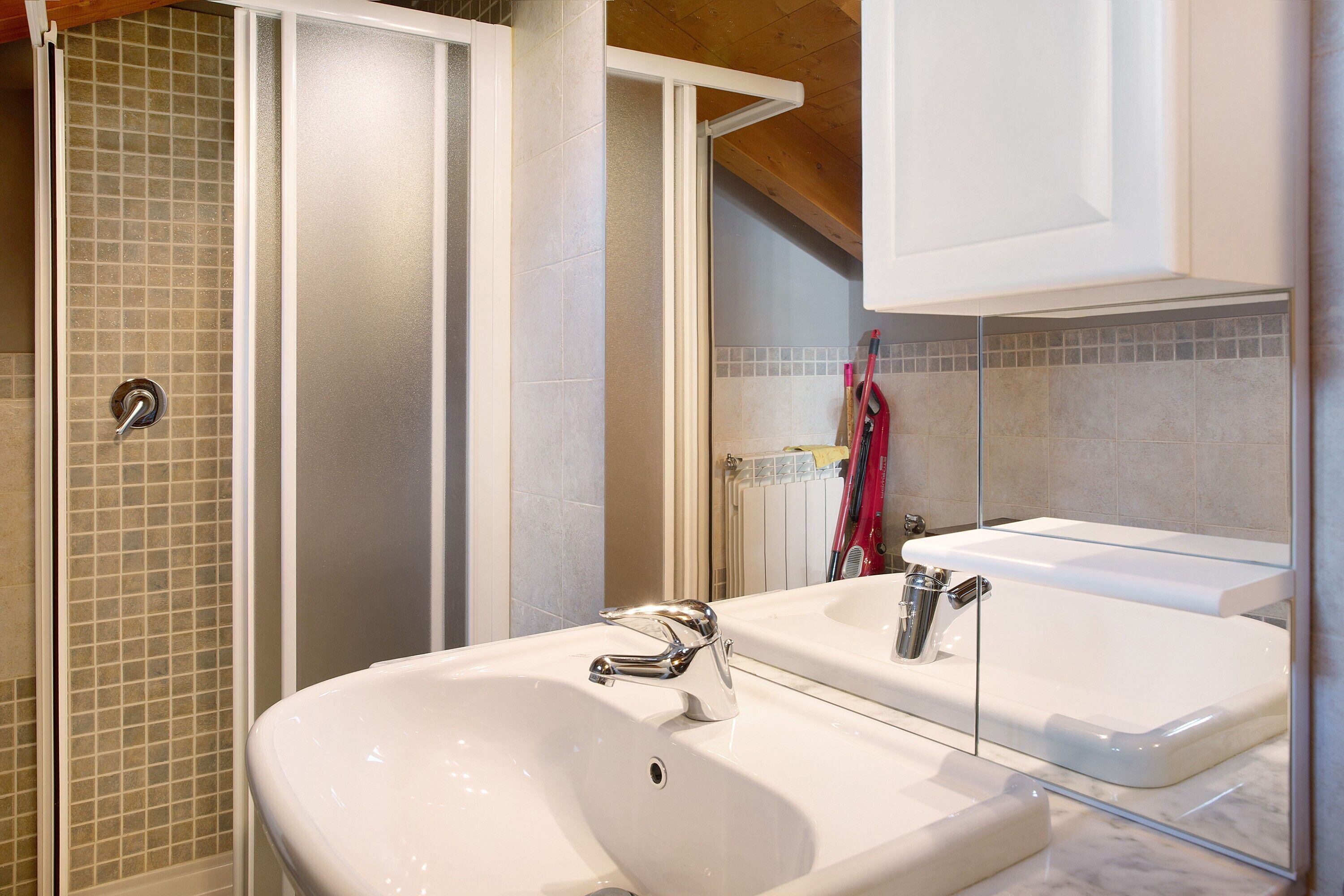 Shower, hair dryer