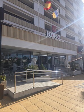 Exterior detail - Holiday Studio 'Loft Dreams Koka' with Shared Pool and Garden (San Bartolomé de Tirajana)