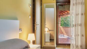 6 chambres, Wi-Fi gratuit, draps fournis