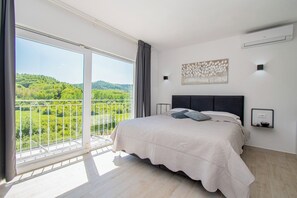 2 bedrooms, Internet, bed sheets - Rural detached beautiful villa with private pool (Pazin)