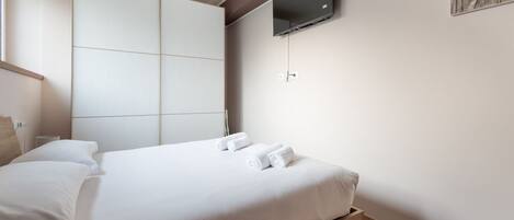 1 makuuhuone, silitysrauta/-lauta, Wi-Fi, vuodevaatteet