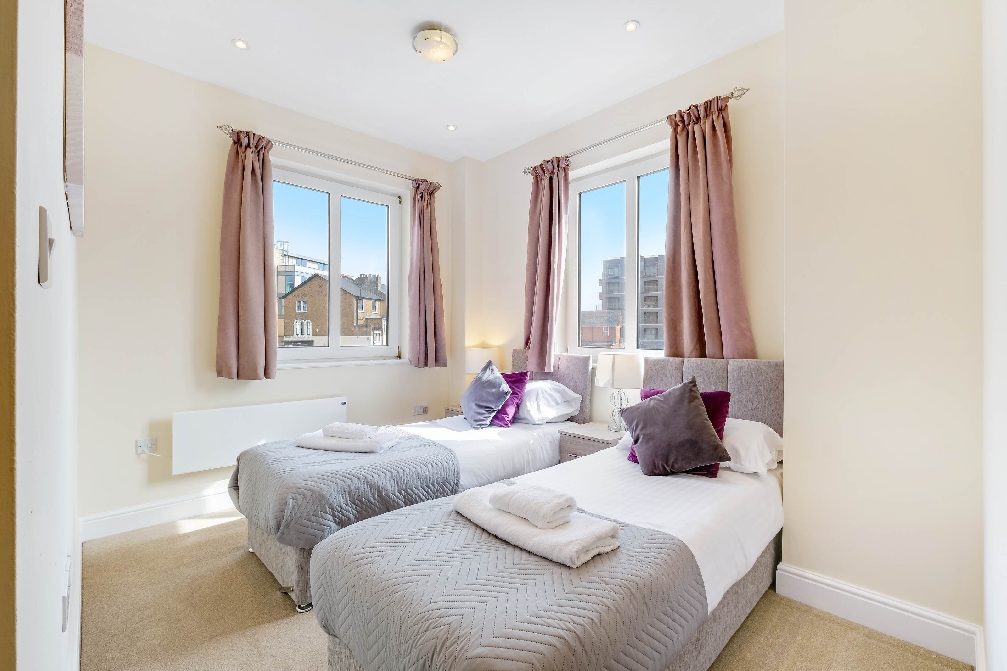 2 soverom, strykejern/-brett, wi-fi (inkludert) og sengetøy