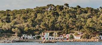 Charming House One Minute from the Sea in Palamós 🌊🌿