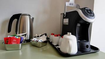 Kaffee und/oder Kaffeemaschine