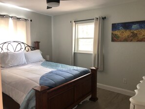 3 عدّة غرف نوم ومكواة/لوح كي وواي فاي مجانًا وملاءات أسرّة