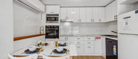 Microwave, oven, stovetop, dishwasher