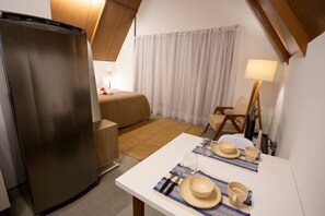 Hytte – exclusive | Skrivebord, wi-fi (inkludert) og sengetøy