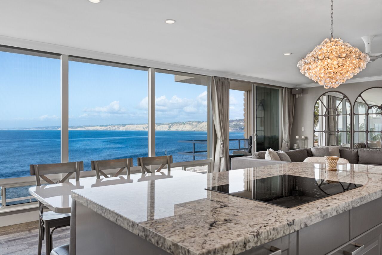 The Ultimate in Luxury at The World Famous La Jolla Cove!