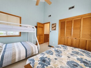 4 多间卧室、上网接入、床单