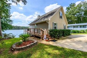 Exterior - Sunset Oasis Sinclair: Waterfront, Dock & Fire Pit (Eatonton)