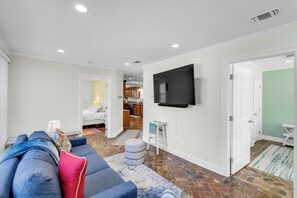 2 soverom, safe på rommet, strykejern/-brett og wi-fi