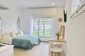 1 bedroom, iron/ironing board, internet, bed sheets