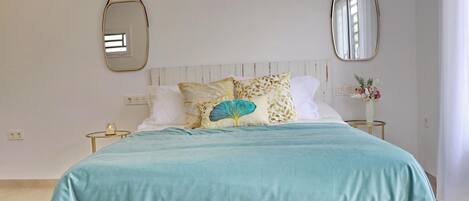 1 habitación, tabla de planchar con plancha, internet y ropa de cama
