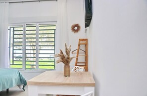 1 bedroom, iron/ironing board, Internet, bed sheets