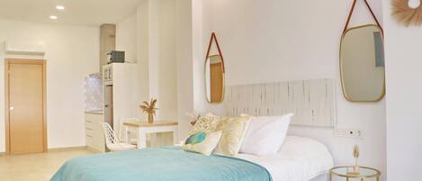 1 多间卧室、熨斗/熨衣板、上网接入、床单