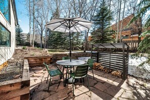 Outdoor dining - Sweet 1Bed/Loft/1Bath EagleVail (Avon)