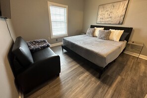 1 chambre, fer et planche à repasser, Wi-Fi gratuit, draps fournis