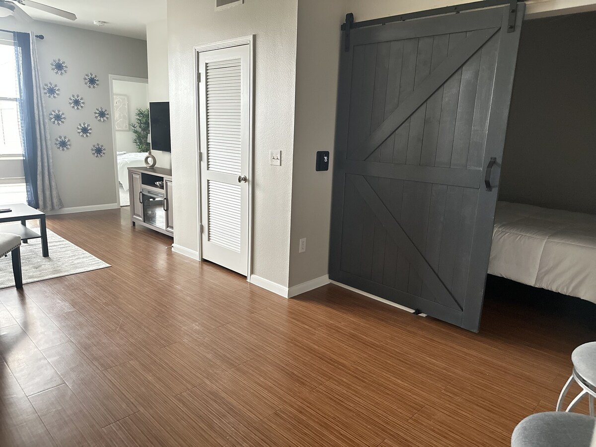 Photo 10 of Modern, upscale apartment
