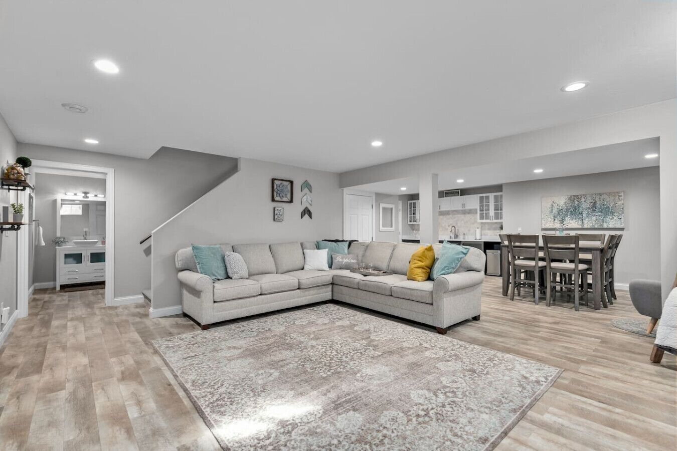 TV, fireplace, stereo