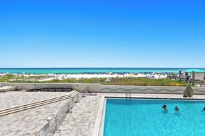 Piscine couverte