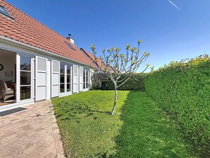 Exterior - Vissershuis 92 with parking by Interhome (De Haan)