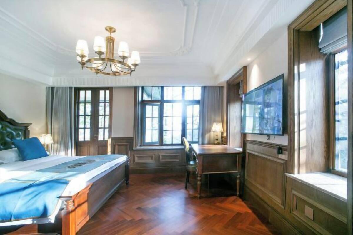 1 dormitorio, ropa de cama hipoalergénica, escritorio