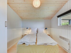 3 bedrooms, WiFi