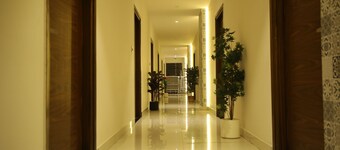 Rajathadri Royal Inn