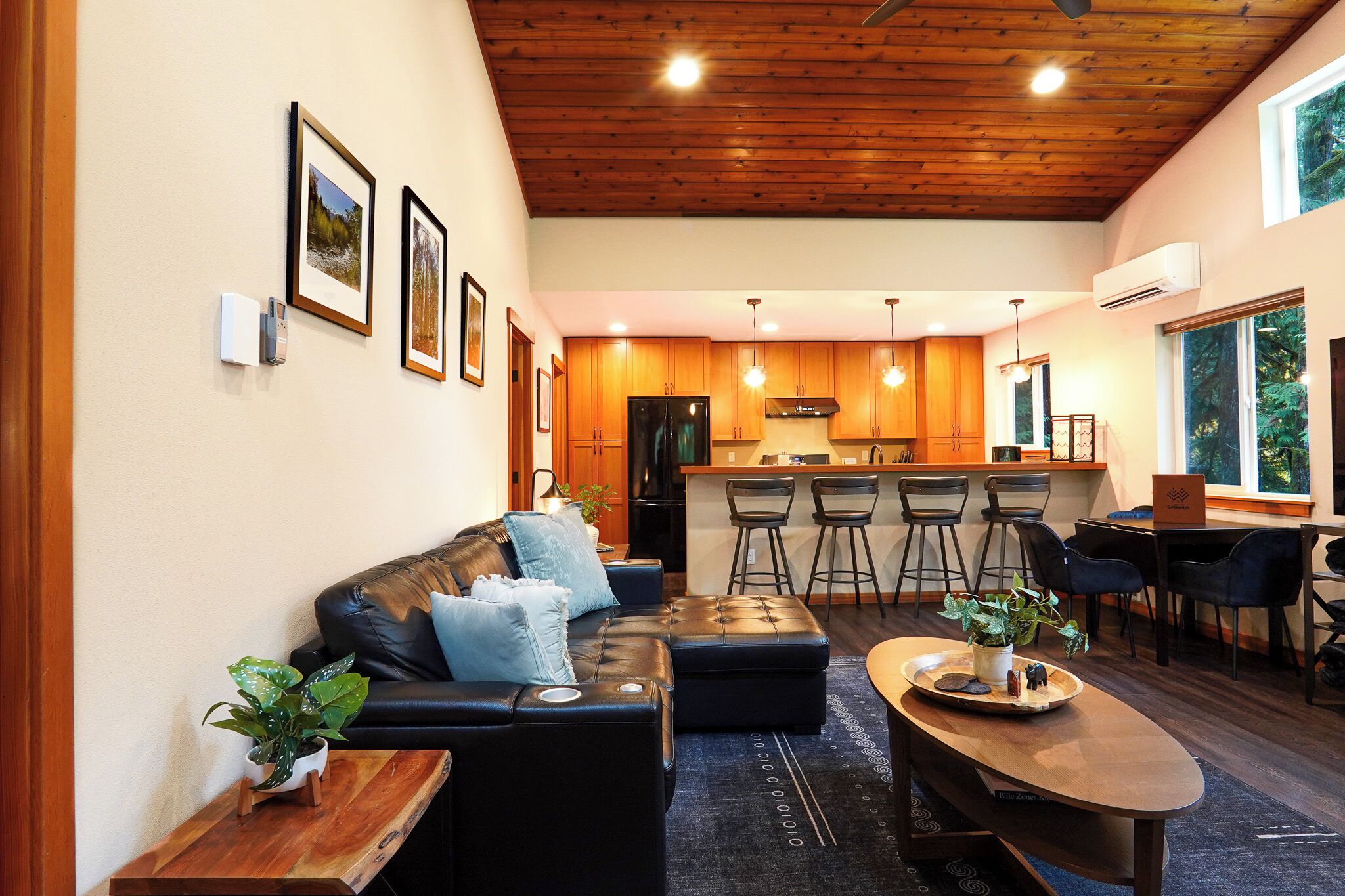 Smart TV, fireplace, foosball, table tennis