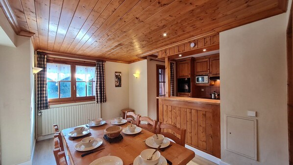 Dining - Spacious apt 8 ppl, mountain view (Les Deux Alpes)