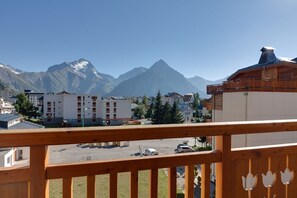 Property grounds - Bright studio 4 ppl, balcony, near the ski station (Les Deux Alpes)