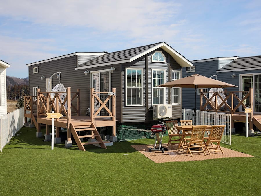 Grouse (up to 5 guests): Family-friendly, equipped with a BBQ grill, Non Smoking | 1 bedroom, free WiFi, individually decorated, individually furnished