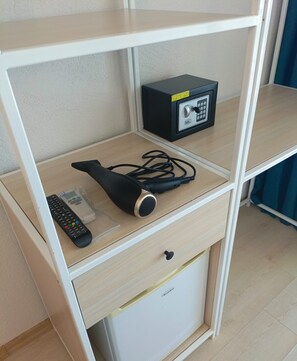 Standard Room, Balcony, Sea View | 1 bedroom, blackout drapes, free WiFi, bed sheets