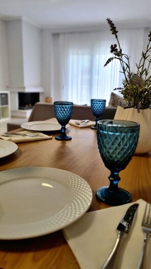 Dining - Ivanna apartment (Nea Moudania)