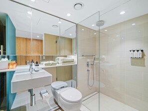 Apartment, Beach Access | Bathroom - Bondi Pacific Studio - Managed by X Hospitality (Bondi Beach)