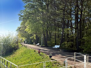 Property grounds - Apartment "Melosine" with Balcony (Koserow)